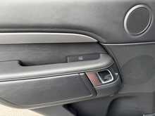 Land Rover Discovery SD V6 HSE Luxury - U10569