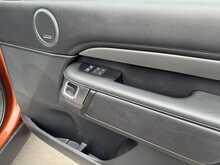 Land Rover Discovery SD V6 HSE Luxury - U10569