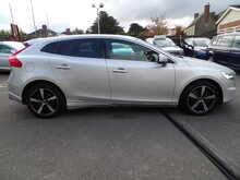 Volvo V40 D3 R-Design Edition - U10576