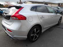 Volvo V40 D3 R-Design Edition - U10576