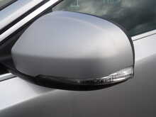 Volvo V40 D3 R-Design Edition - U10576