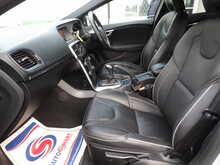 Volvo V40 D3 R-Design Edition - U10576