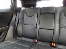 Volvo V40 D3 R-Design Edition - U10576