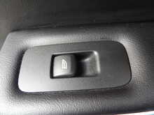 Volvo V40 D3 R-Design Edition - U10576