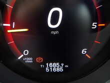 Volvo V40 D3 R-Design Edition - U10576