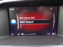 Volvo V40 D3 R-Design Edition - U10576