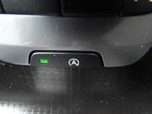 Volvo V40 D3 R-Design Edition - U10576