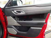 Land Rover Range Rover Velar D240 R-Dynamic SE - U10586