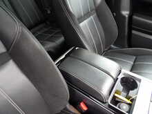 Land Rover Range Rover Velar D240 R-Dynamic SE - U10586