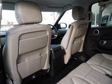 Land Rover Discovery SD4 S - U10591