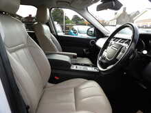 Land Rover Discovery SD4 S - U10591