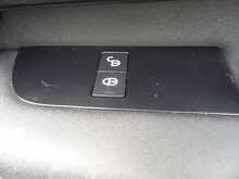 Land Rover Discovery SD4 S - U10591