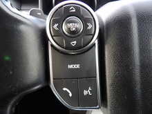 Land Rover Discovery SD4 S - U10591