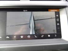 Land Rover Discovery SD4 S - U10591