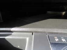 Land Rover Discovery SD4 S - U10591