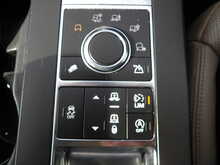 Land Rover Discovery SD4 S - U10591