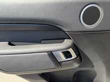 Land Rover Discovery SD4 S - U10591