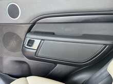 Land Rover Discovery SD4 S - U10591