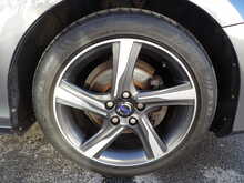 Volvo V40 D2 R-Design Nav - U10600