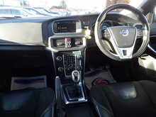 Volvo V40 D2 R-Design Nav - U10600