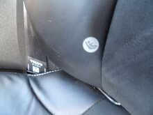 Volvo V40 D2 R-Design Nav - U10600