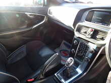 Volvo V40 D2 R-Design Nav - U10600