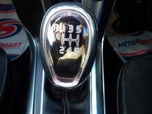 Volvo V40 D2 R-Design Nav - U10600