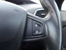 Renault Scenic VVT Limited - U10608