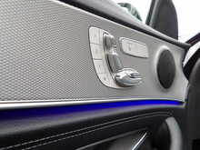 Mercedes-Benz E Class E200d AMG Line - U10610