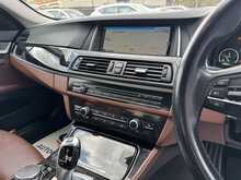 BMW 5 Series 520d Luxury - U10615