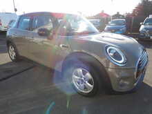 MINI Hatch Cooper - U10632