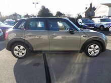 MINI Hatch Cooper - U10632