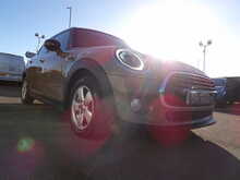 MINI Hatch Cooper - U10632