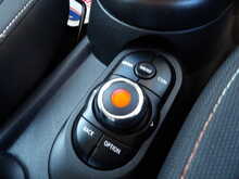 MINI Hatch Cooper - U10632