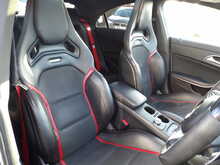 Mercedes-Benz CLA CLA45 AMG - U10636