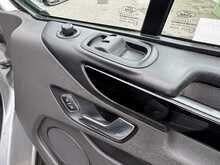 Ford Transit Custom 300 EcoBlue Limited - U10638
