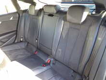 Audi A5 TFSI S line - U10652