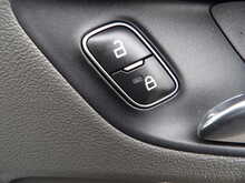 Ford Transit Custom 340 EcoBlue Limited - U10654