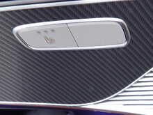 Mercedes-Benz EQC EQC 400 AMG Line - U10661