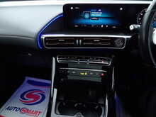 Mercedes-Benz EQC EQC 400 AMG Line - U10661