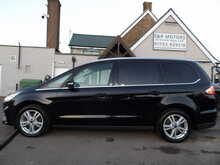 Ford Galaxy EcoBlue Titanium - U10676