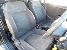 Vauxhall Corsa Exclusiv - U10684