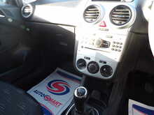 Vauxhall Corsa Exclusiv - U10684