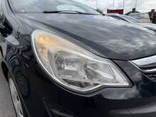 Vauxhall Corsa Exclusiv - U10684