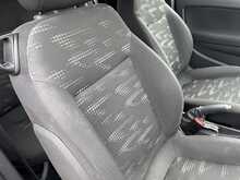 Vauxhall Corsa Exclusiv - U10684