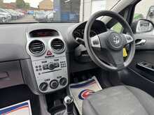 Vauxhall Corsa Exclusiv - U10684