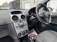 Vauxhall Corsa Exclusiv - U10684