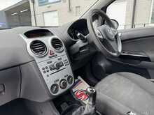 Vauxhall Corsa Exclusiv - U10684