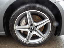 Mercedes-Benz E Class E300de AMG Line - U10686