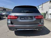 Mercedes-Benz E Class E300de AMG Line - U10686